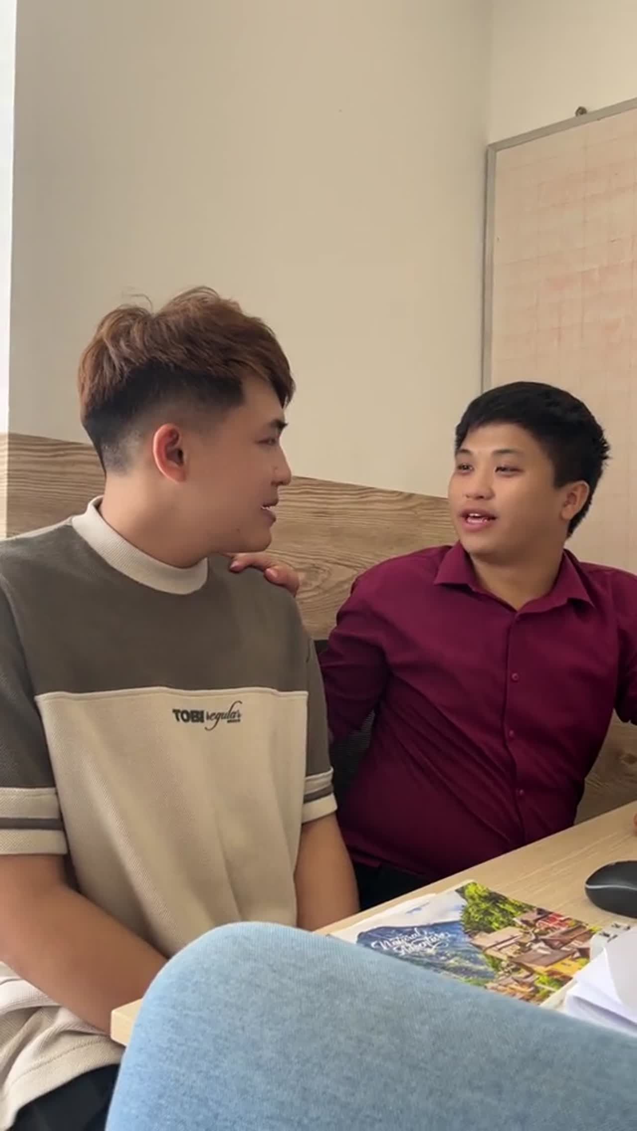 ovxmedia - Chốt Đi Tôi Làm!! #ovalxanh #banghego #banghesatngoaitroi #banghe #giaitri #xuhuong #haihuoc #drama #banghecafe #banghesanvuon #banghequan#banghenh...