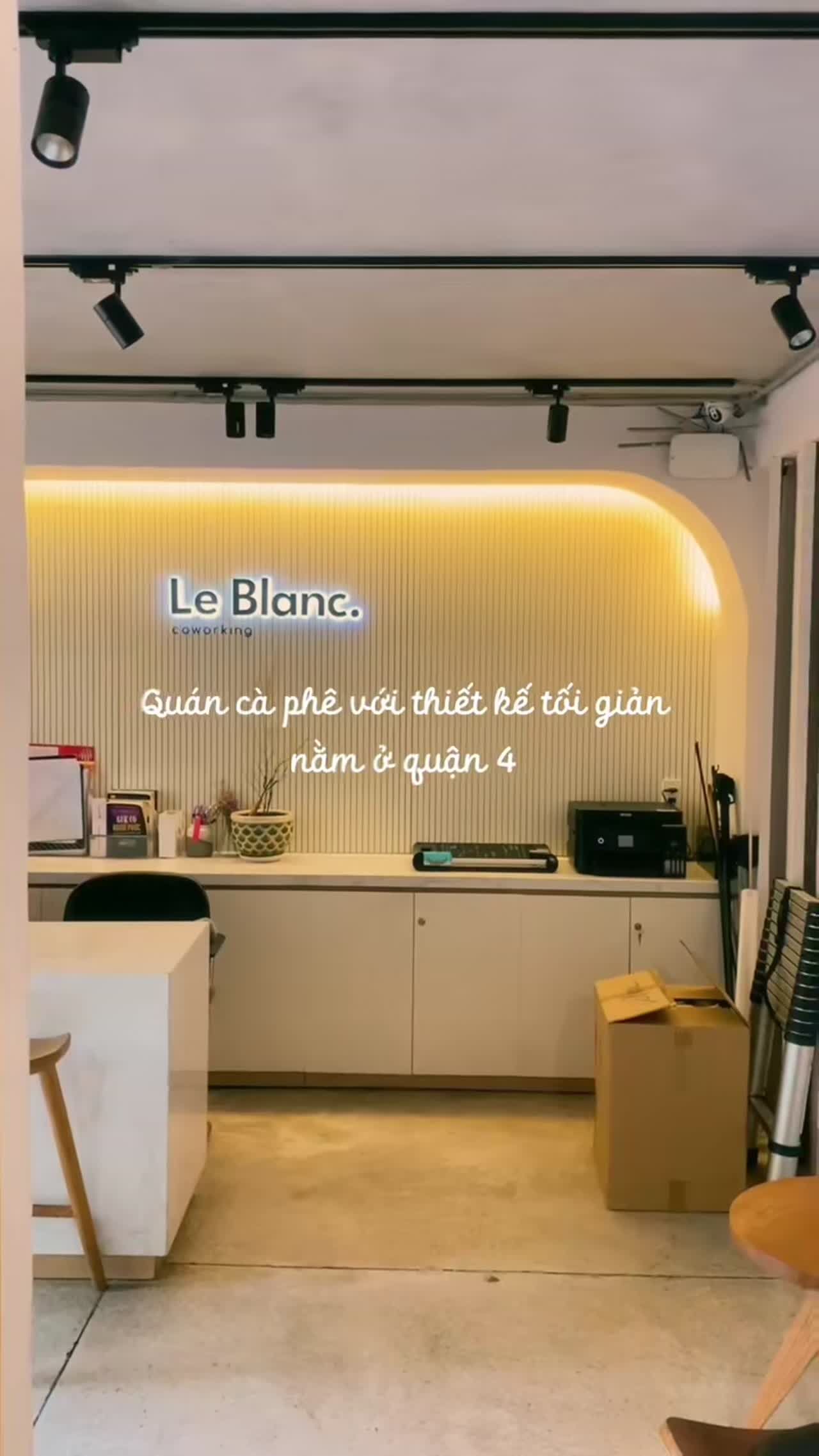 Hẹn nhau 1 bủi cà hê sáng
