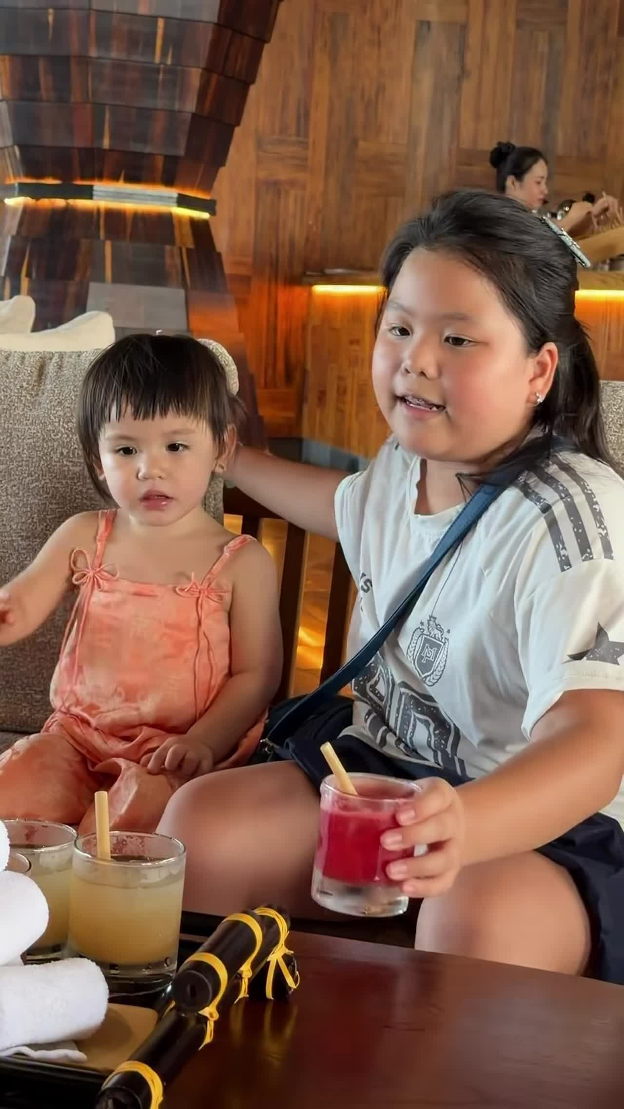 Video cộng đồng