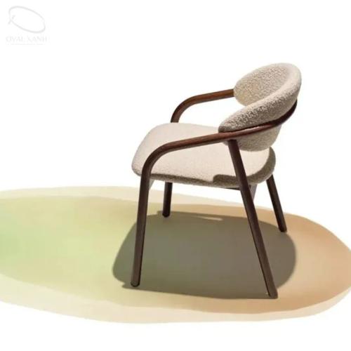ghế gỗ bọc vải lông cừu