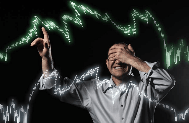 Tâm Lý Thị Trường: "Nước Trong Quá Thì Không Có Cá"
